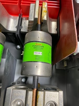 400 Amp. Siemens, GF325NA, Safety Disconnect Switch, 3 Pole, 240 V, 3 phase, 125 HP, FRN-R-400 fuses - Image 5