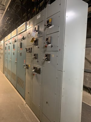 Westinghouse, five star double-sided mo, 15 Buckets, 1000 Amps, 600 V, 3 phase, 3 W., 1988 - Image 4