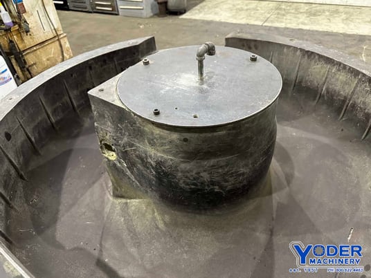 10 cu.ft. Gyromatic #G10-D, vibratory finisher, 48" dia. x 14" deep bowl, 13" chambers, 5 HP, 1983 - Image 2