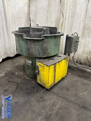10 cu.ft. Gyromatic #G10-D, vibratory finisher, 48" dia. x 14" deep bowl, 13" chambers, 5 HP, 1983 - Image 8