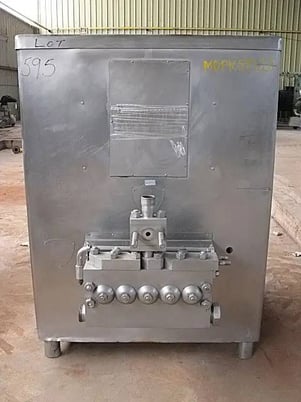 APV Crepaco #5DD, 2-stage micro shear homogenizer, 1700 gph @ 2500 psi, 5 cyl. - Image 3