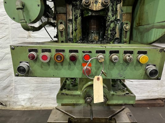 45 Ton, Federal #45, OBI press, 3" stroke, 11" Shut Height, air clutch & brake, 5 HP, 120 SPM, 1975 - Image 6