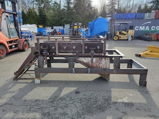Vibration Screen Assembly, 158" x 46" x 56" screen deck part, 124" x 50" x 61" container - Image 6