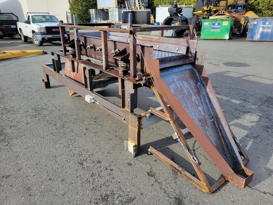 Vibration Screen Assembly, 158" x 46" x 56" screen deck part, 124" x 50" x 61" container - Image 9