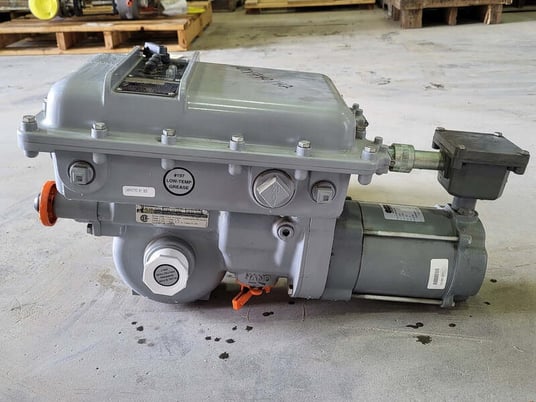 Emerson #1CAA-B, Electric Actuator, w/1.5" Control Valve, 8 RPM, 1/4 HP, 90 VDC, S/N 141881A01, 2014 - Image 7