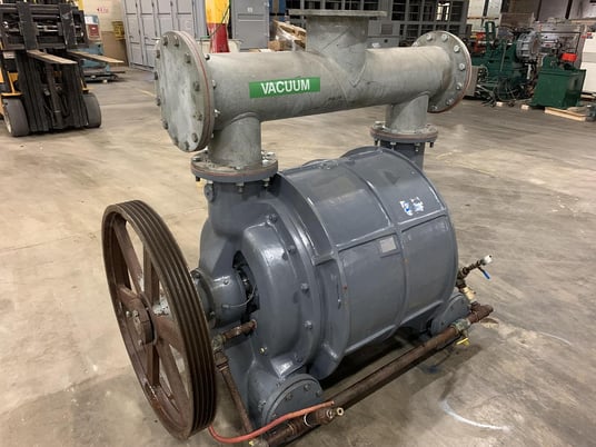 Nash (Hisco) #CL-3002, vacuum pump, water cooled, no motor - Image 3