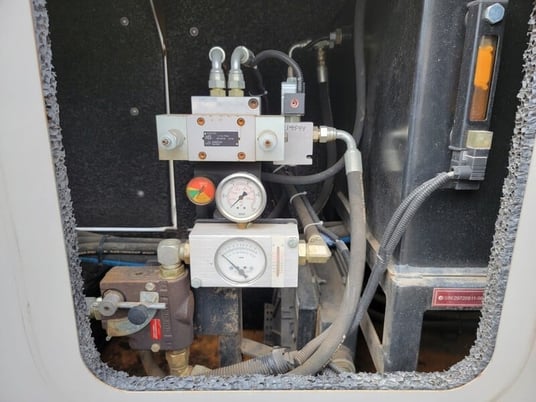 WPS #7005175S, Skid Mounted Pump Power Unit, vertical & watercooled Engine, 3500 psi, 25 HP, 3950 RPM, 2009 - Image 6