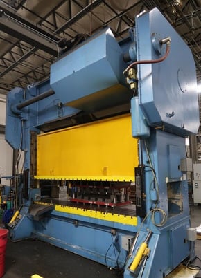 300 Ton, Blow #SC2-300-144-48, heavy duty straight side 2-point vari-speed press, 6" stroke - Image 3