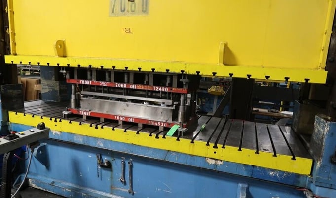 300 Ton, Blow #SC2-300-144-48, heavy duty straight side 2-point vari-speed press, 6" stroke - Image 8