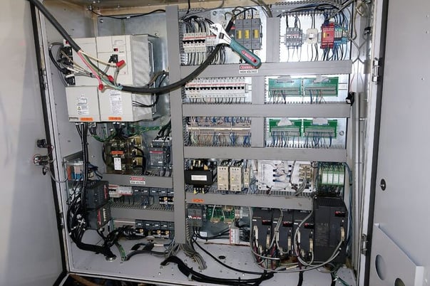 Milltronics #TT24, CNC twin-table bridge type VMC, Milltronics 8200 Control, 23" X, 25" Y, 20" Z, 10000 RPM - Image 7