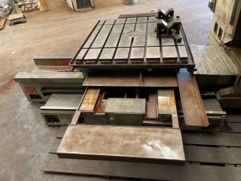 4" Shibaura #BT-10BR1, table type horizontal boring mill, 44" x 49" built-in rotary table, 1981 - Image 3