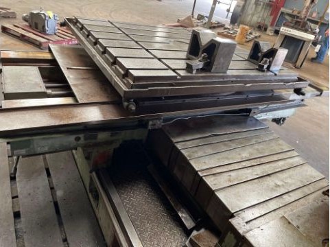 4" Shibaura #BT-10BR1, table type horizontal boring mill, 44" x 49" built-in rotary table, 1981 - Image 9