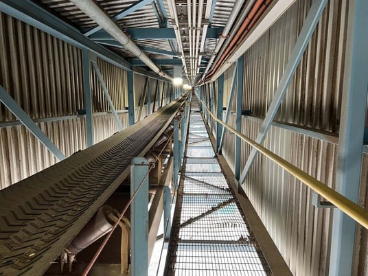 Outdoor Conveyor System, 8 Sections, 91.174 m Overall Length, 30" width Conveyor, 9' 8-1/8" Length per - Image 8