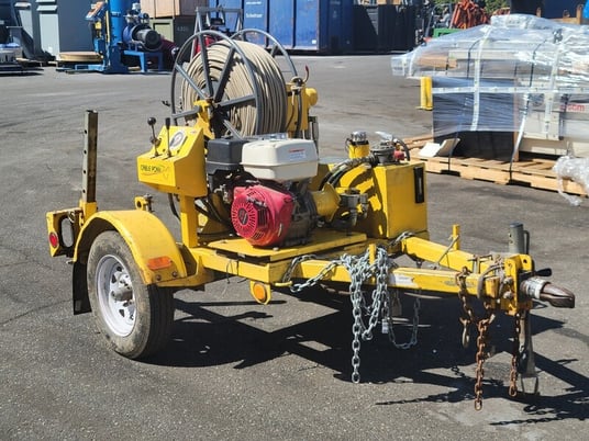 GMP #Cable Pony, Hydraulic Winch, 1000 kg Pulling capacity, 0-250 bar Tension Indicator, 88 mm Bore & 64 mm - Image 1