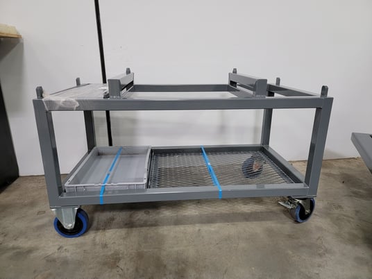 Safran #8814280000, Movable Table - Image 1