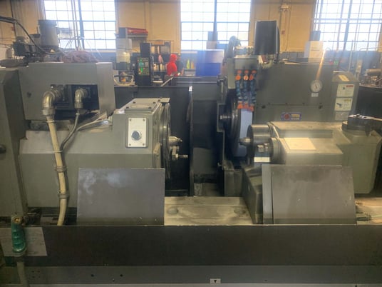 22" x 39.4" Toyoda #GE6i-100, CNC outside dimension Grinder, 21.6" grinding diameter, 1100 lb. load bet. - Image 2