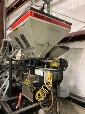 Maguire #WSB-221, Weigh Scale Gravimetric Blender w/Controller, 2 kg Batch Size, 900 lbs./hr. capacity, 32.5" - Image 1