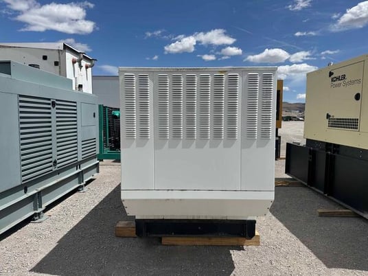 175 KW Generac #G175LG2, Natural gas generator set, 277/480 Volts - Image 4