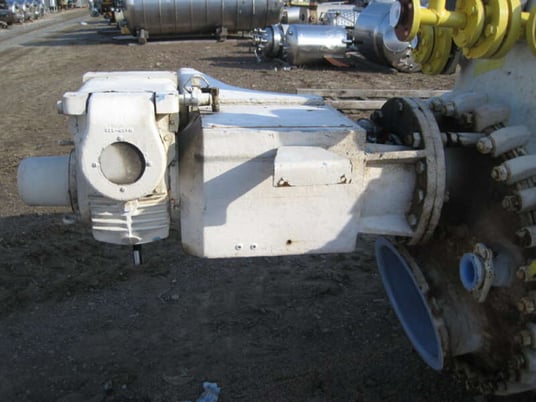 750 gallon Pfaudler, glass lined, 100 psi FV Int, 90 psi jacketed, 5 HP agitator, #1270686 - Image 5