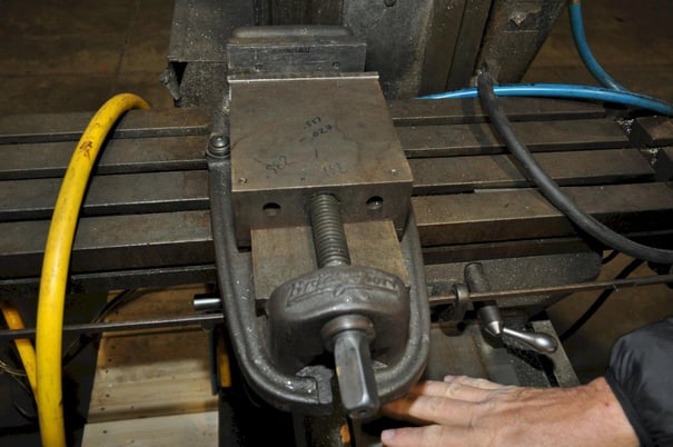 Bridgeport #Series-I, vertical mill, 9" x42"tbl., 2 HP, Bridgeport power feed, Accurite digital read out, vise - Image 6