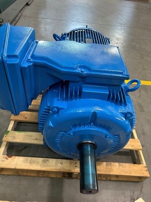 300 HP 1780 RPM Weg, Frame 447/9T, TEFC, 330A, 3 phase, 460 Volts - Image 4