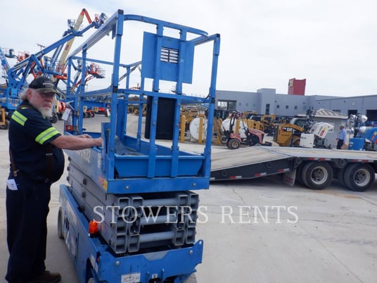 Genie Industries #GS2632E, Scissor Lift, 290 hours, S/N GS3215A-139171, 2015 - Image 3