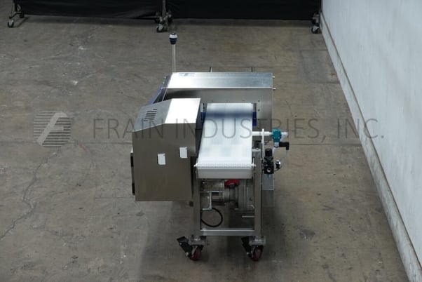 Loma #IQ4, automatic, inline, Stainless Steel conveyor through metal detector, mounted on 4 leg base frame - Image 4