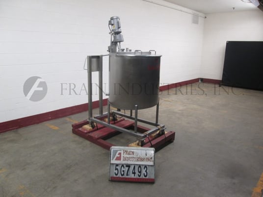 75 gallon 304 Stainless Steel single wall tank, 32" dia. x 29" deep with slant style bottom, flip up covers - Image 1