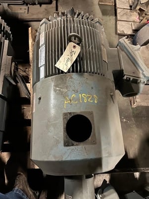 50 HP 1150 RPM Yaskawa, Frame JP44, 320 Volts, Squirrel Cage, electrically OK - Image 2