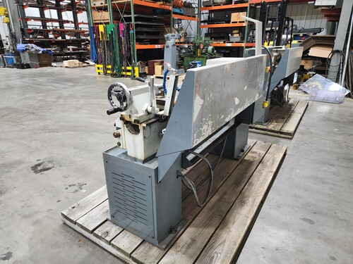 13" x 40" Clausing Metosa #C1340S, geared head lathe, 6.89" swing over cross slide, taper attachment, #17146 - Image 3