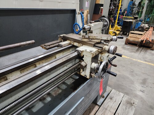13" x 40" Clausing Metosa #C1340S, geared head lathe, 6.89" swing over cross slide, taper attachment, #17146 - Image 7