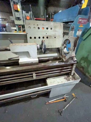 21" x 120" Clausing Colchester Engine Lathe - Image 7