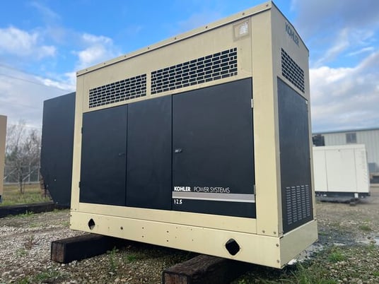 125 KW Kohler #125RZG, standby Natural gas generator, sound attenuated enclosure, 2007, $27.5k - Image 2