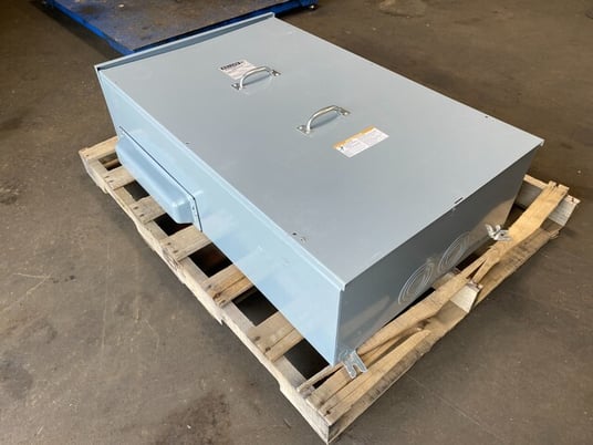 Square D EZM1800TBU EZ Meter Pak Terminal Box 800A 120/240V 1PH 3R Encl - Image 3