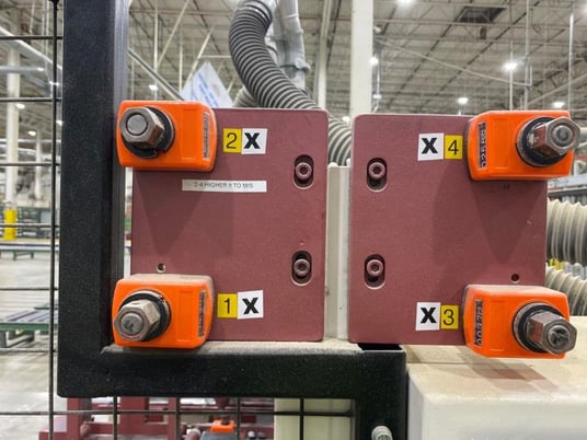 5 Spindle, J & P Machines #6V2HD2GC, Boring-Feed Through Machine, 100 PSI, 32 mm centers, PLC Control, 2 HP - Image 4