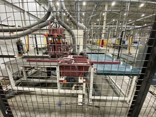 5 Spindle, J & P Machines #6V2HD2GC, Boring-Feed Through Machine, 100 PSI, 32 mm centers, PLC Control, 2 HP - Image 9