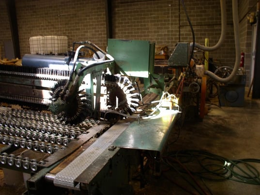 Industrial Woodworking #FJS25, finger joint line with Ultimizer saw, AP-Quip glue system - Image 5