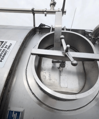 6600 gallon Santa Rosa, Stainless Steel jacketed storage tank, 96" dia. x 202" straight side, dish top, cone - Image 4