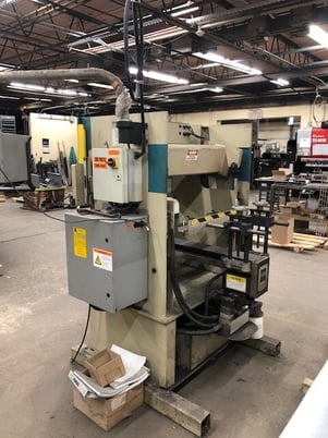 25 Ton, Premier #425, CNC Press Brake, 30" between housing, 4' -1/4" Throat, 3 HP, 4" Stroke, 1998 - Image 2