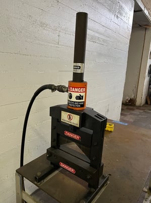 Alkar #UCH-200, hydraulic cutter, Enerpac GPER3420B pump, 700 bar pressure - Image 3