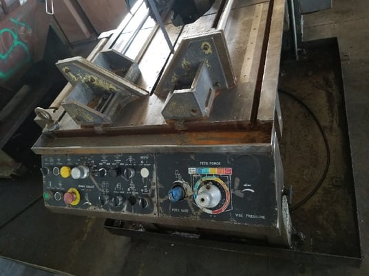 18" x 22" Marvel #MV460PC/2, vertical bandsaw, 1.25" x 15'-8" blade, 60-360 FPM, 7.5 HP - Image 9