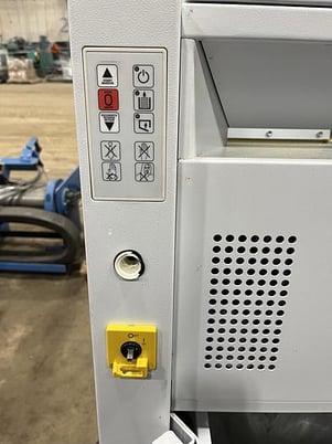Destroyit #4605, shredder P3 security level, cross cut shred type, 50-60 sheet capacity, 18" throat - Image 7