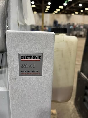 Destroyit #4605, shredder P3 security level, cross cut shred type, 50-60 sheet capacity, 18" throat - Image 8