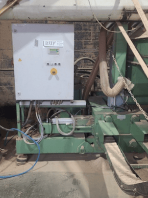 No. RB440 RUF, Briquette Press - Image 1