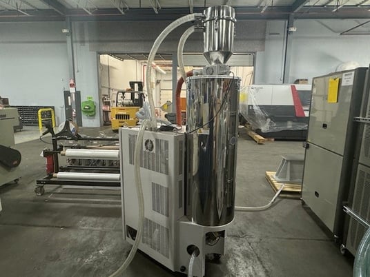 AEC #RDC-P-75, dehumidifying wheel dryer with hopper, hoses, clamps, new, 2023 - Image 3