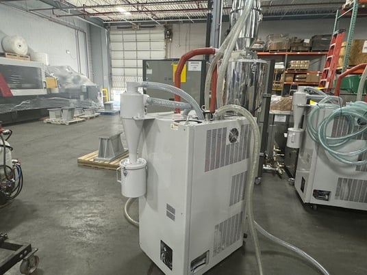 AEC #RDC-P-75, dehumidifying wheel dryer with hopper, hoses, clamps, new, 2023 - Image 4