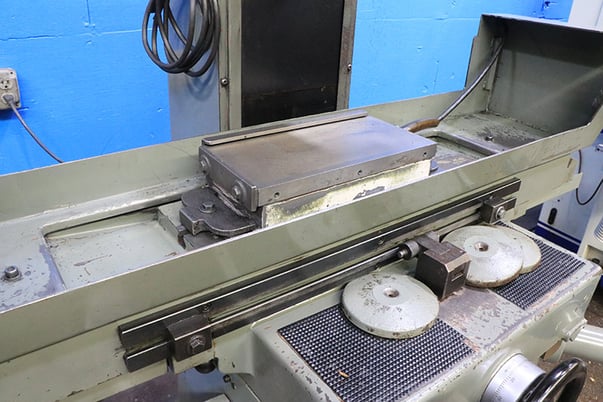 6" x 12" Mitsui #MSG-200MH, surface grinder, 8" x 3/4" x 1-1/4" wheel, LBP electromagnetic chuck, 1990 - Image 4