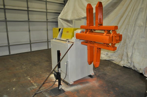 10000 lb. Rowe #10030-DSL, uncoiler, 38" mandrel, 72" outside dimensions, 17"-21" powered expansion, 4-arm - Image 2