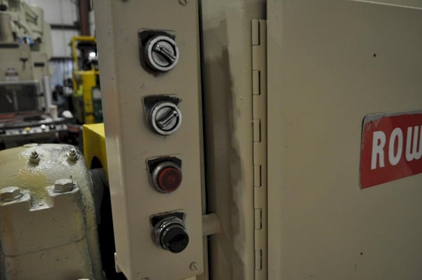 10000 lb. Rowe #10030-DSL, uncoiler, 38" mandrel, 72" outside dimensions, 17"-21" powered expansion, 4-arm - Image 10