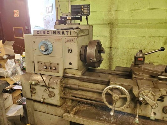 19" x 96" Cincinnati #19, Engine Lathe, 19" Swing, Taper Attatchment, 1970 - Image 2